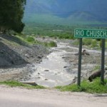 Autorizaron 220 horas de máquina para encauzar el Río Chuscha