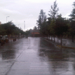 Calles desiertas y lluvia en la primera mañana del 2013