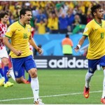 Una pobre ceremonia y un sufrido triunfo de Brasil