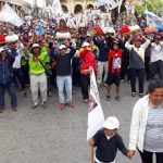 Conmovedora llegada de los peregrinos caminantes de Cafayate a la Catedral de Salta