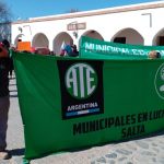 Trabajadores municipales de San Carlos marcharon este viernes en reclamo de mejoras salariales.